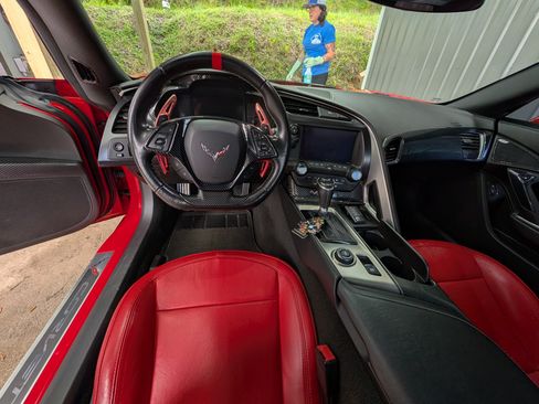 Used 2016 Chevrolet Corvette Stingray Coupe RWD image 14