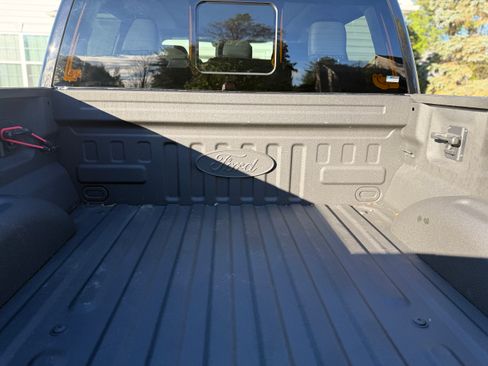 Used 2021 Ford F150 Lariat w/ Equipment Group 502A High image 10