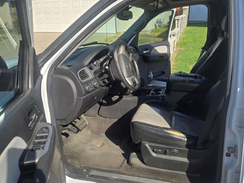 Used 2008 Chevrolet Avalanche LT w/ LT Preferred Equipment Group image 10