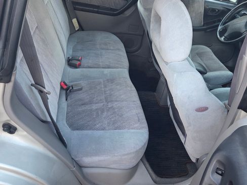 Used 2001 Subaru Forester S image 14