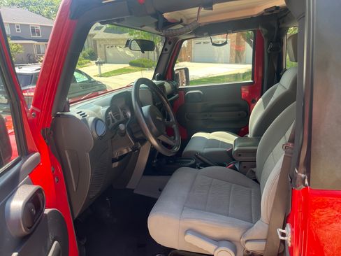 Used 2008 Jeep Wrangler Rubicon w/ PWR Convenience Group AWD/4WD image 12