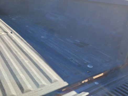 Used 2016 Ford F250 Lariat w/ Lariat Interior Package image 12