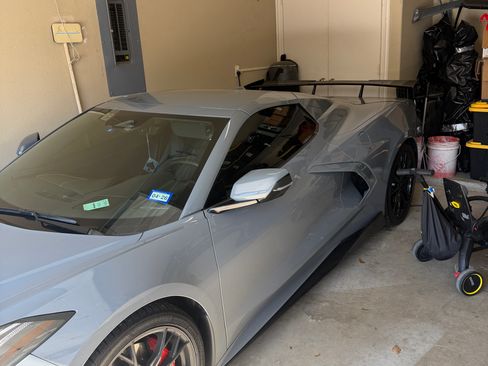 Used 2024 Chevrolet Corvette Stingray Convertible w/ Z51 Performance Package image 2