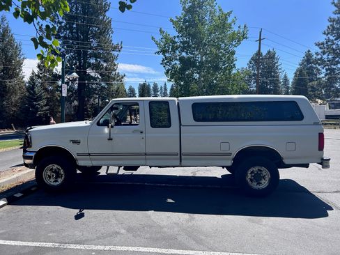 Used 1997 Ford F250 4x4 SuperCab Heavy Duty image 2