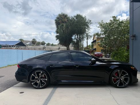 Used 2021 Audi RS 7 Sportback w/ Carbon Optic Package AWD/4WD image 4