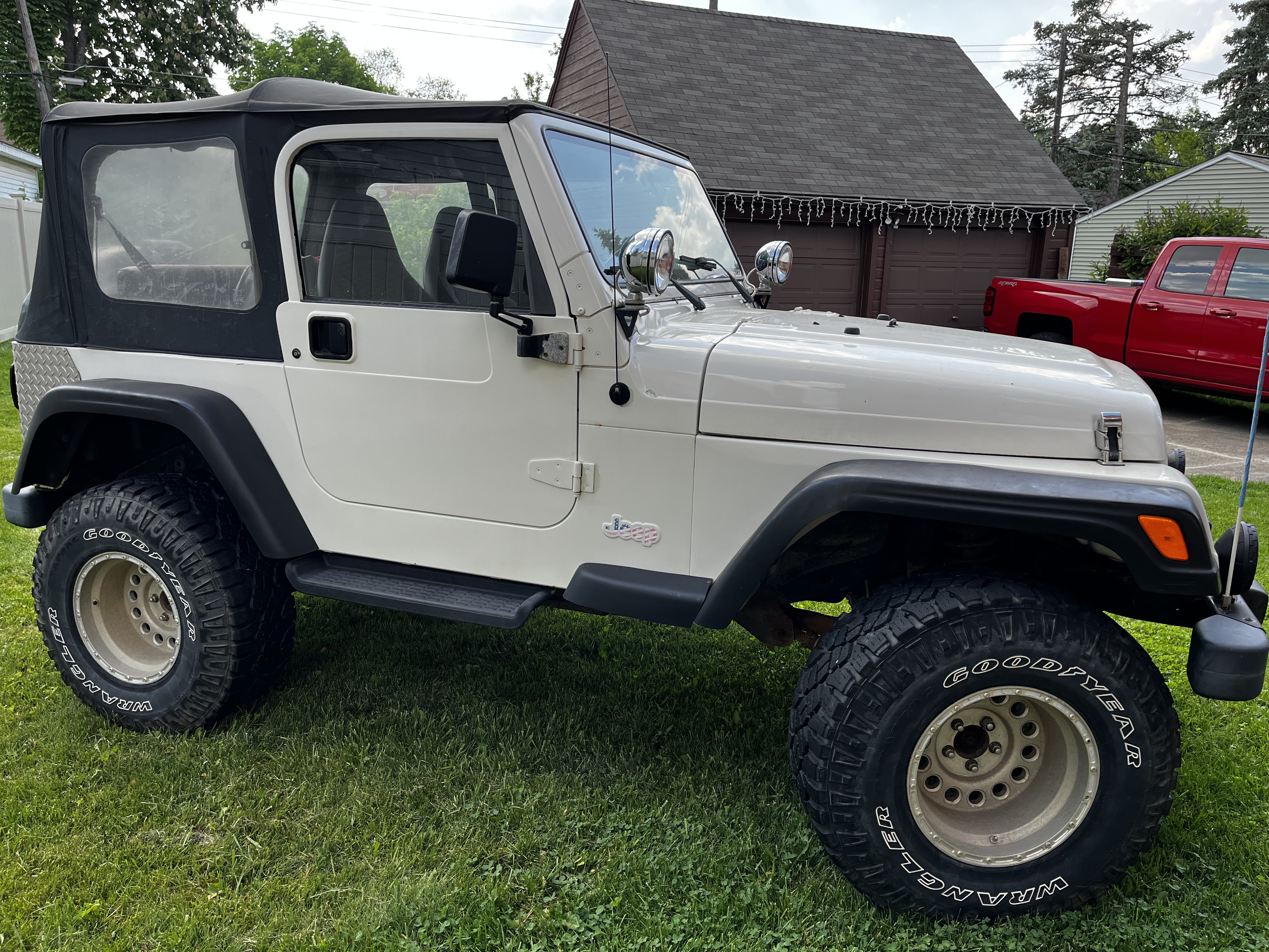 Used 1999 Jeep Wrangler Sport AWD/4WD image 2