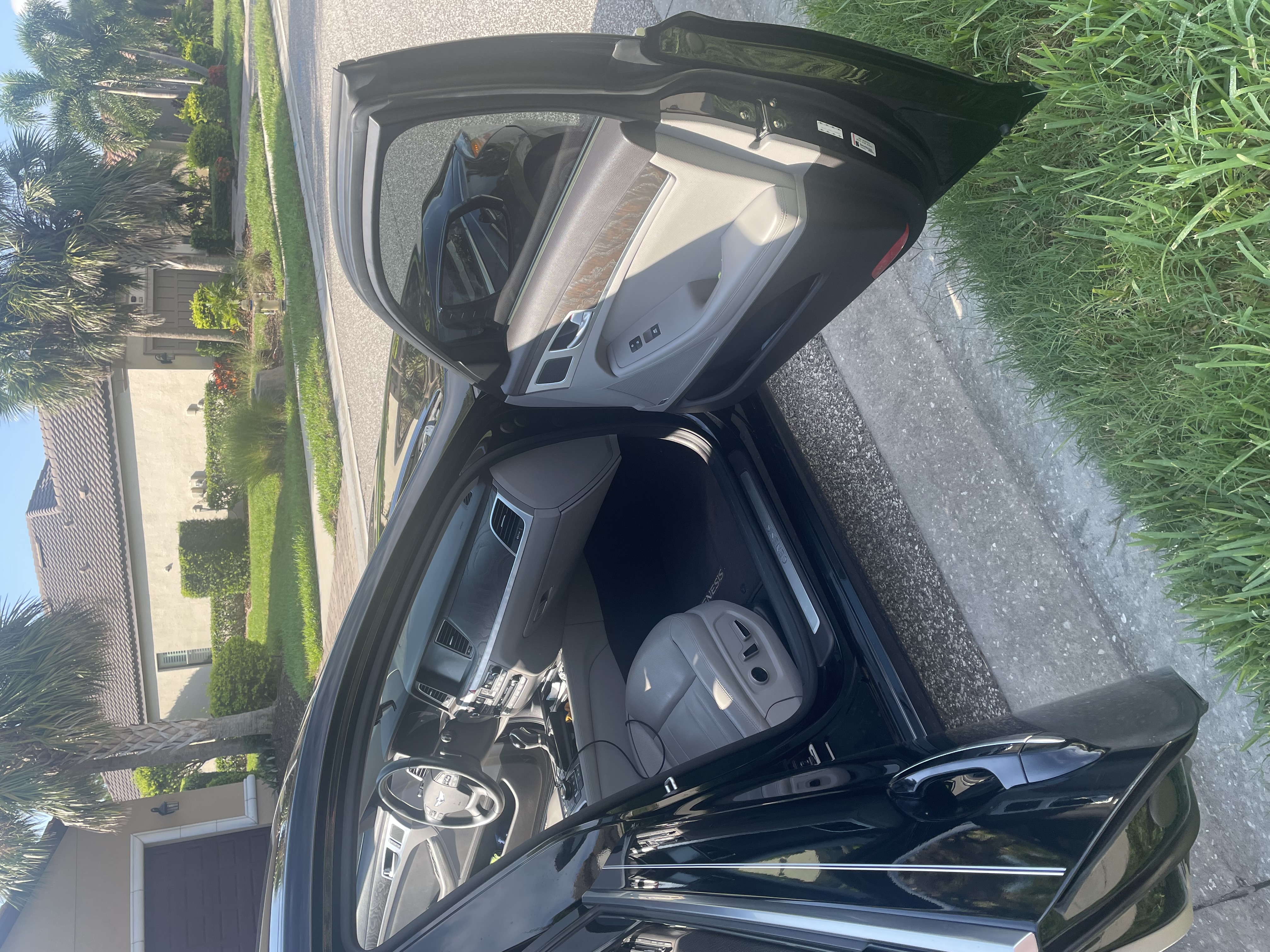 Used 2017 Genesis G80 5.0 Ultimate RWD image 6