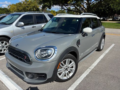 Used 2020 MINI Cooper Countryman S image 1