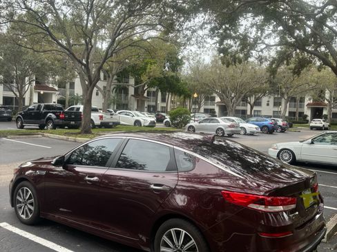 Used 2019 Kia Optima LX w/ LX 17" Wheel Package image 5