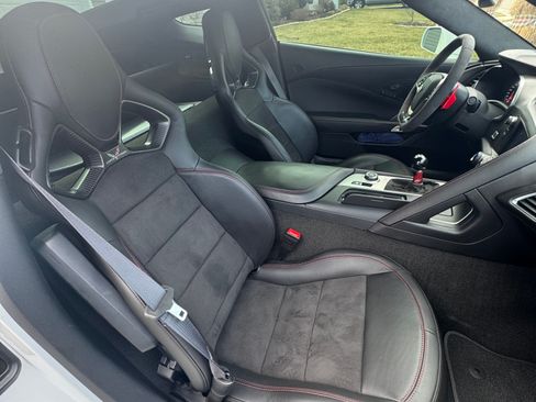 Used 2017 Chevrolet Corvette Z06 image 9