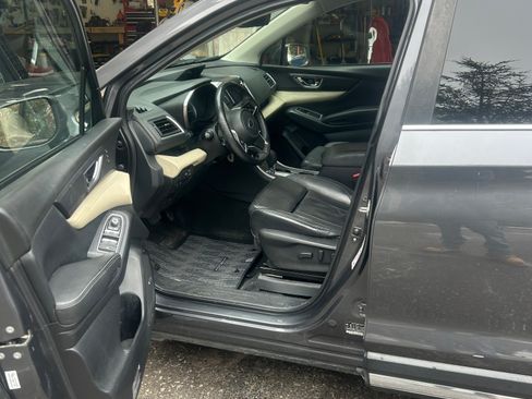 Used 2019 Subaru Ascent Limited image 10