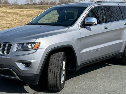 Used 2015 Jeep Grand Cherokee Limited w/ Trailer Tow Group IV