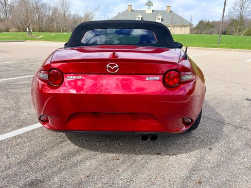 Used 2016 MAZDA MX-5 Miata Grand Touring image 10
