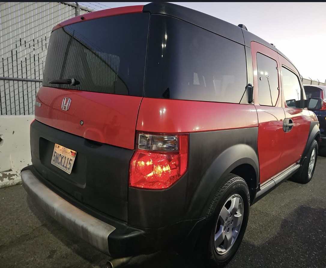 Used 2005 Honda Element EX image 12