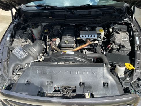 Used 2016 RAM 2500 Laramie w/ Sport Appearance Group image 5