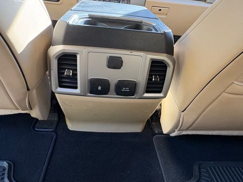 Used 2019 Ford F350 Lariat w/ Chrome Package image 12