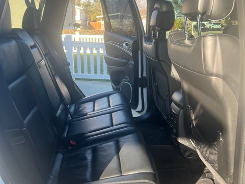 Used 2015 Jeep Grand Cherokee High Altitude AWD/4WD image 6