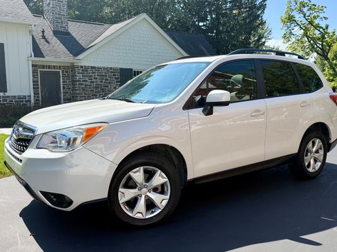 Used 2016 Subaru Forester 2.5i Premium w/ Popular Package #2 AWD/4WD image 1