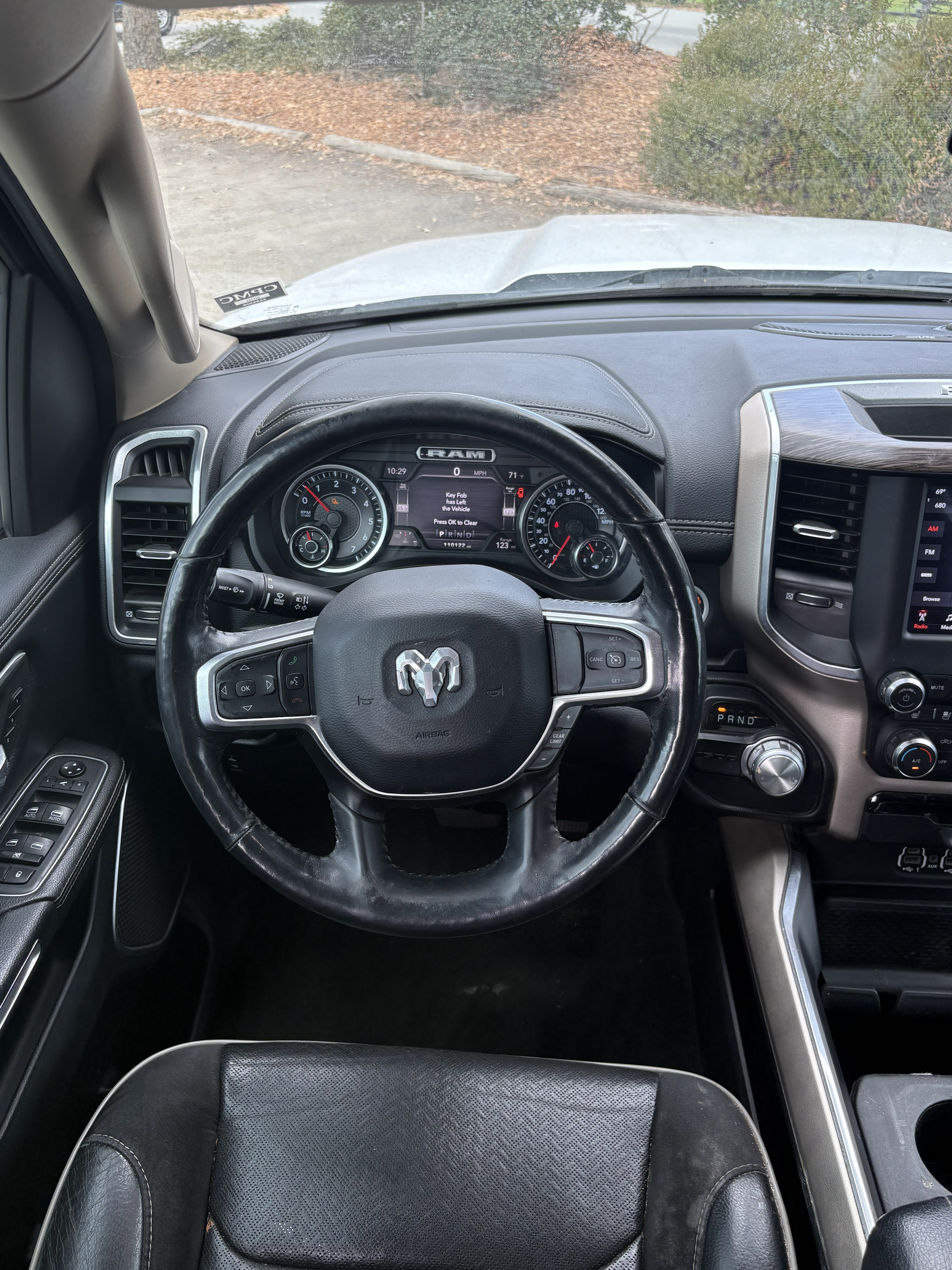 Used 2020 RAM 1500 Laramie RWD image 12