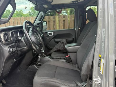 Used 2020 Jeep Wrangler Unlimited Sport S image 13