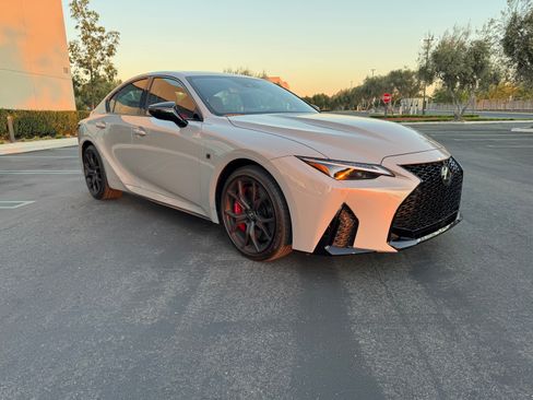 Used 2025 Lexus IS 500 500 F SPORT Performance Ultima image 5