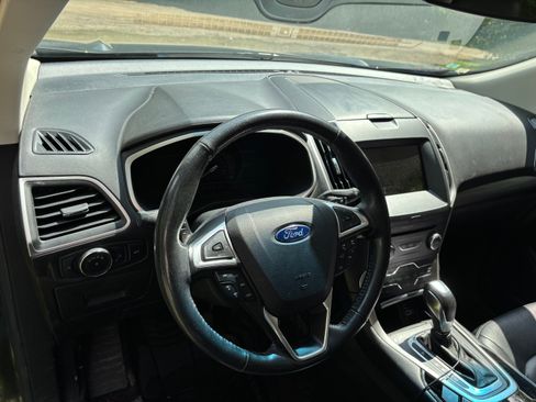 Used 2016 Ford Edge SEL w/ Equipment Group 201A AWD/4WD image 10