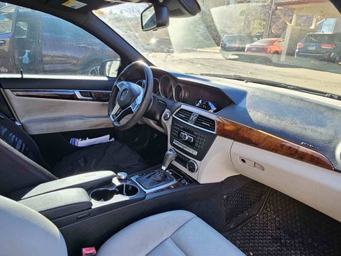 Used 2012 Mercedes-Benz C 300 4MATIC Sedan image 10