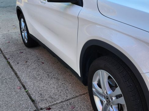 Used 2020 Mercedes-Benz GLA 250 4MATIC image 2