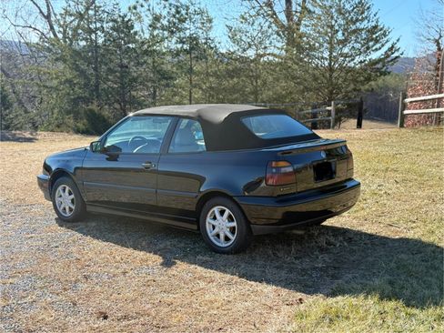 Used 1998 Volkswagen Cabrio GLS image 6