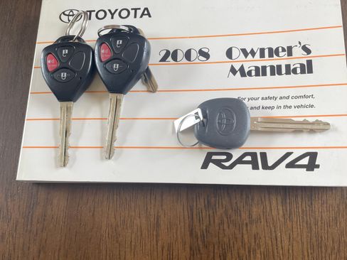 Used 2008 Toyota RAV4 Limited AWD/4WD image 12