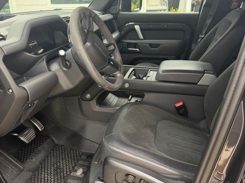 Used 2023 Land Rover Defender 110 Carpathian Edition AWD/4WD image 10