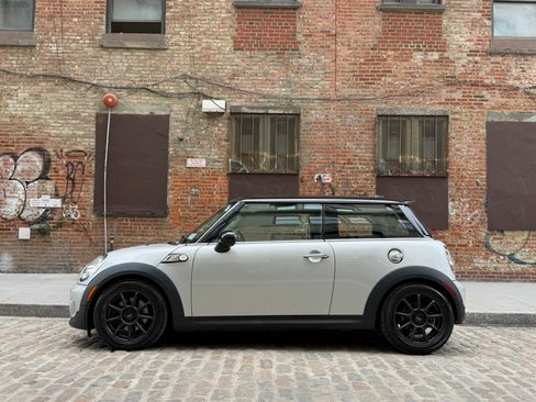 Used 2013 MINI Cooper S image 8