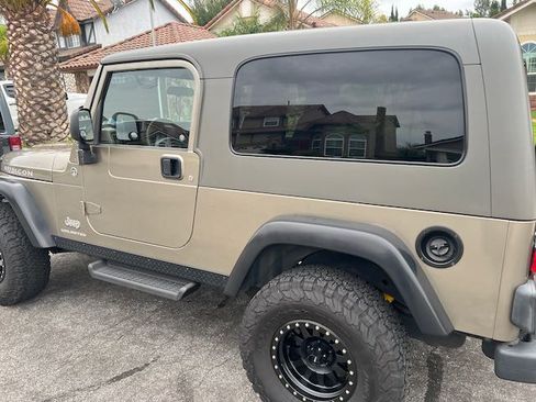 Used 2006 Jeep Wrangler Unlimited Rubicon image 8