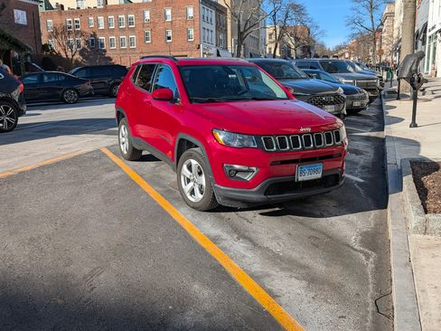 Used 2018 Jeep Compass Latitude w/ Popular Equipment Group image 2
