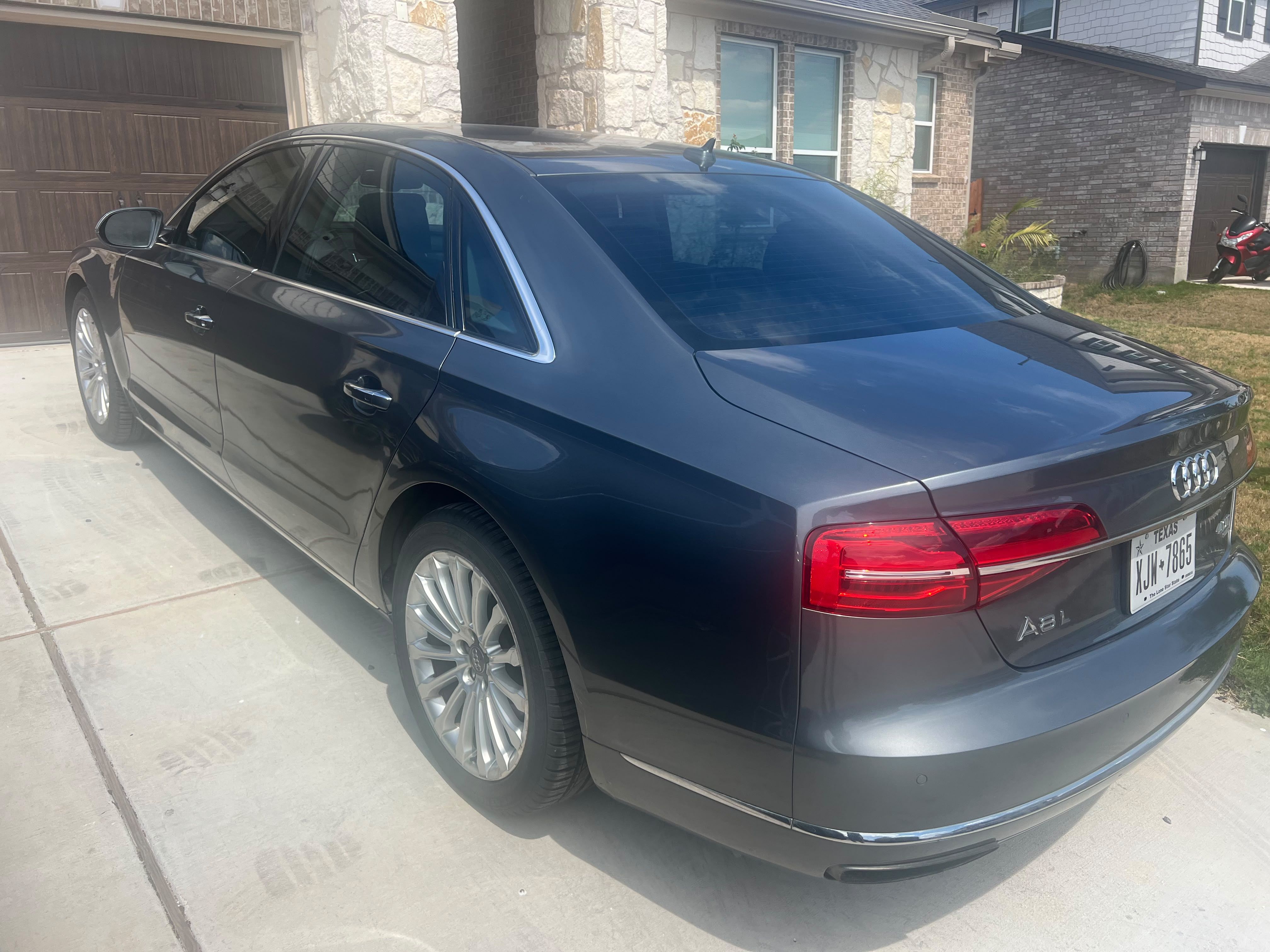 Used 2015 Audi A8 L 4.0T AWD/4WD image 10