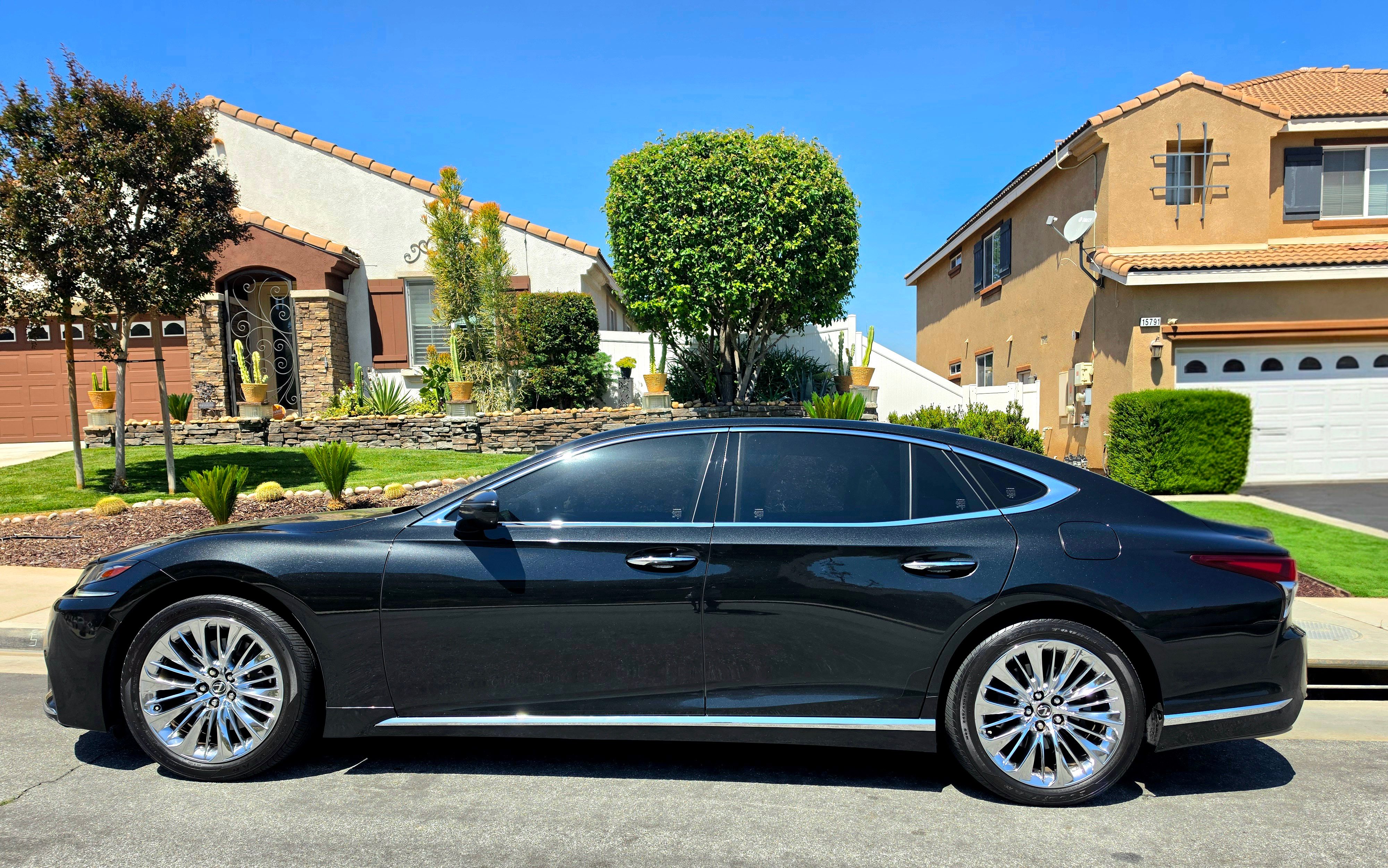 Used 2020 Lexus LS 500 AWD w/ Interior Upgrade Package image 1