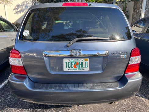 Used 2007 Toyota Highlander Hybrid image 4