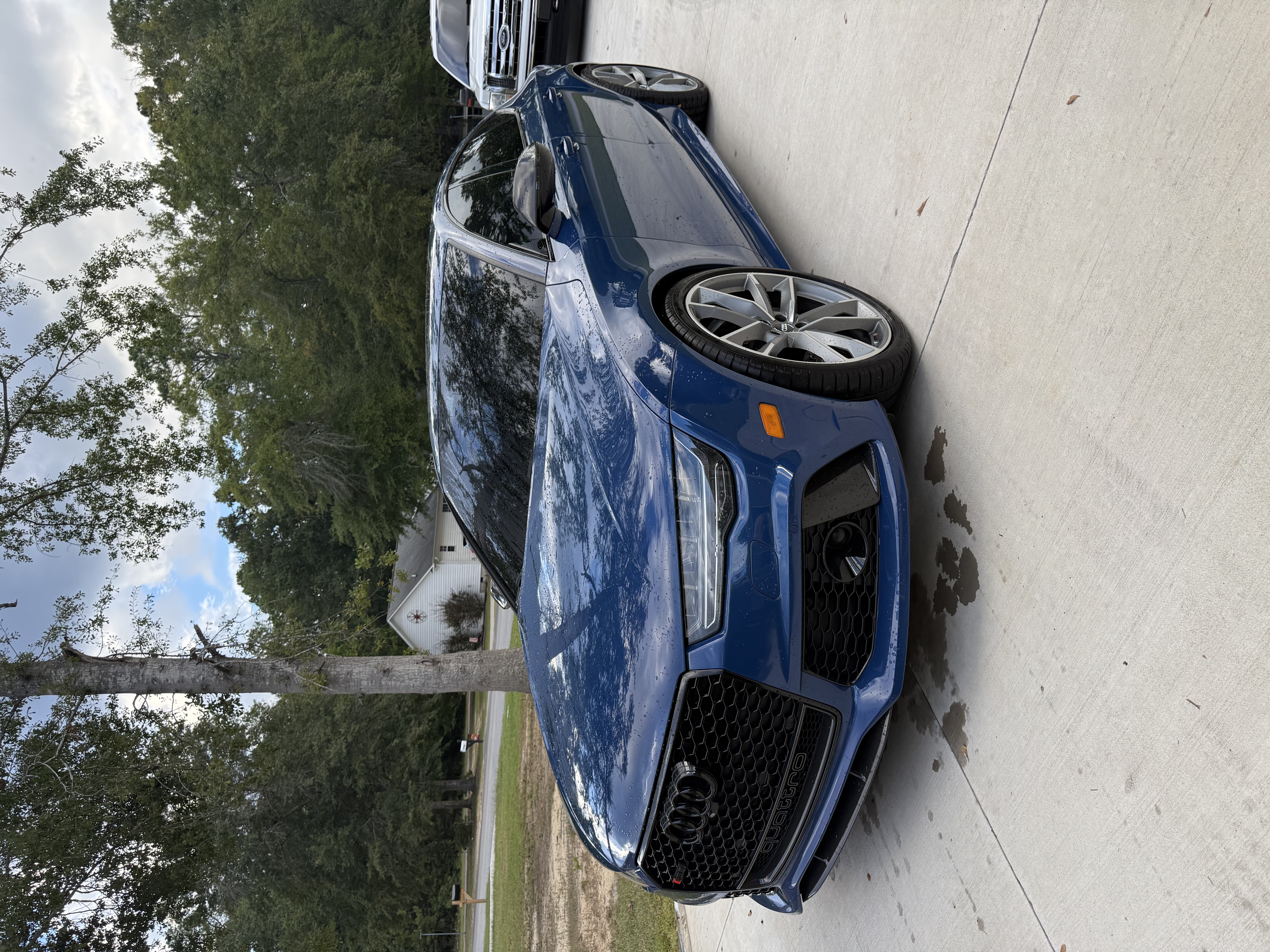 Used 2018 Audi RS 7 Performance AWD/4WD image 2
