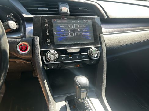 Used 2017 Honda Civic EX-L image 11