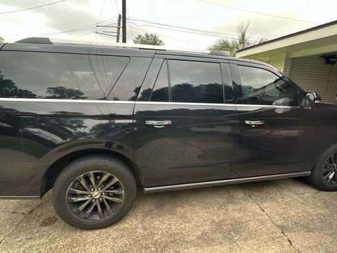 Used 2019 Ford Expedition Max Limited AWD/4WD image 2