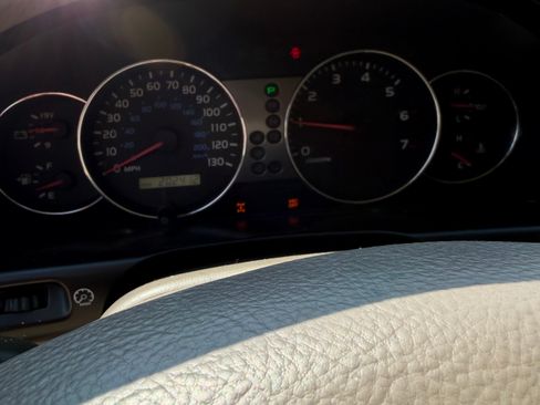 Used 2004 Toyota Land Cruiser AWD/4WD image 14
