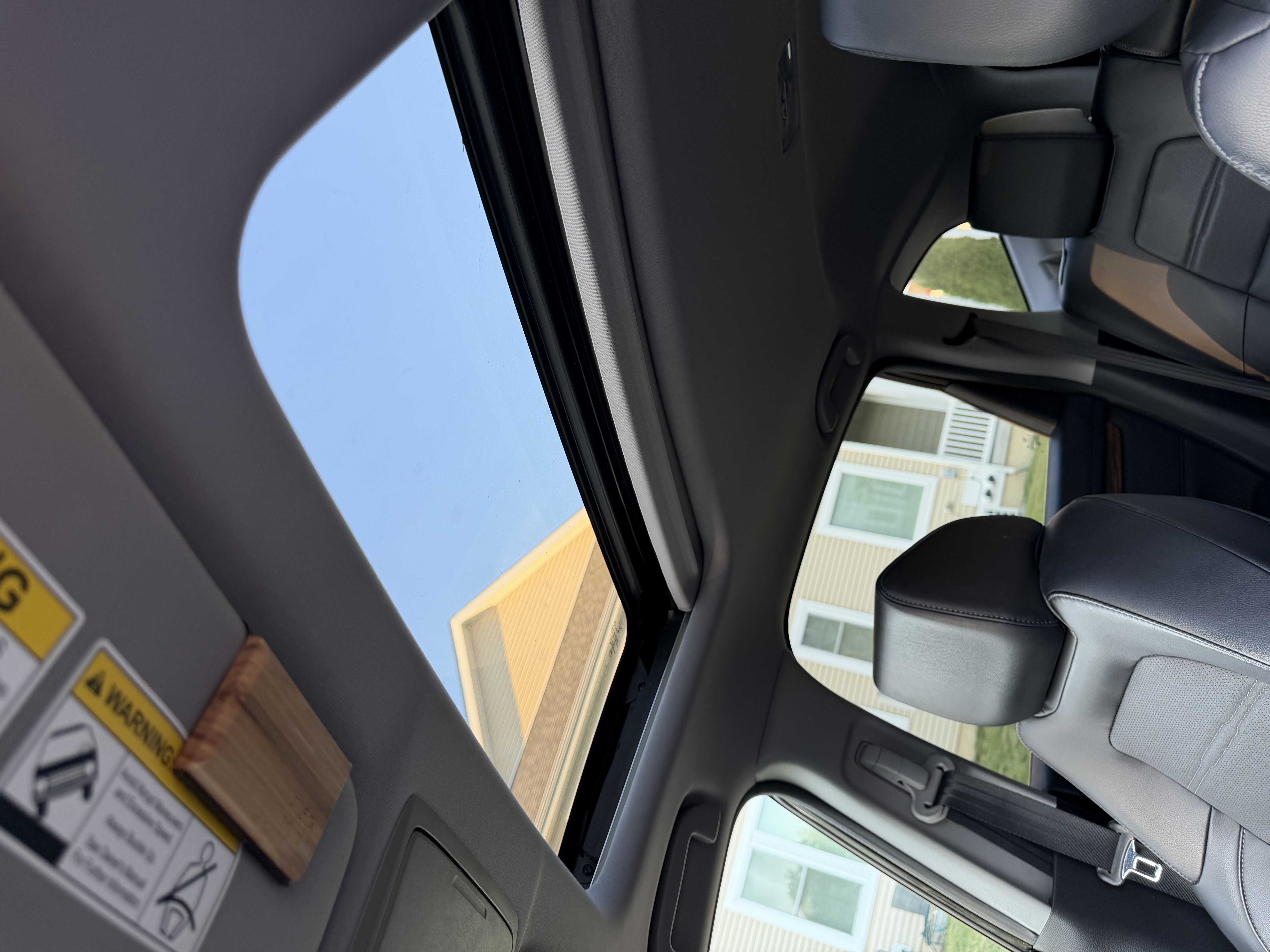 Used 2017 Honda CR-V EX-L image 9