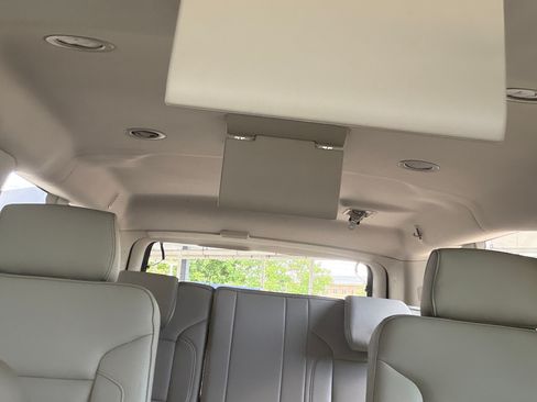Used 2018 GMC Yukon XL Denali w/ Open Road Package AWD/4WD image 10