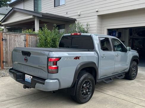 Used 2023 Nissan Frontier PRO-4X w/ Pro-4X Premium Package AWD/4WD image 2