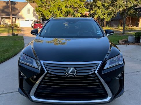 Used 2017 Lexus RX 350 image 2