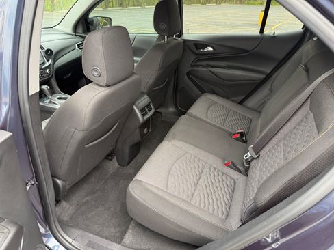 Used 2018 Chevrolet Equinox LT FWD image 5