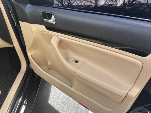 Used 2014 Volkswagen Jetta TDI image 14