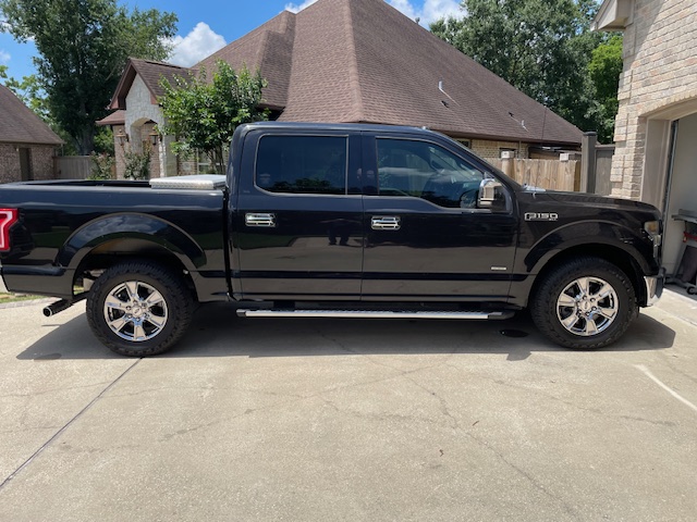 Used 2015 Ford F150 XLT w/ Equipment Group 302A Luxury RWD image 1