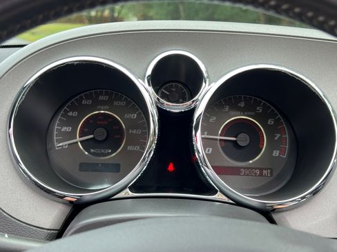 Used 2007 Pontiac Solstice GXP w/ Premium Package image 13