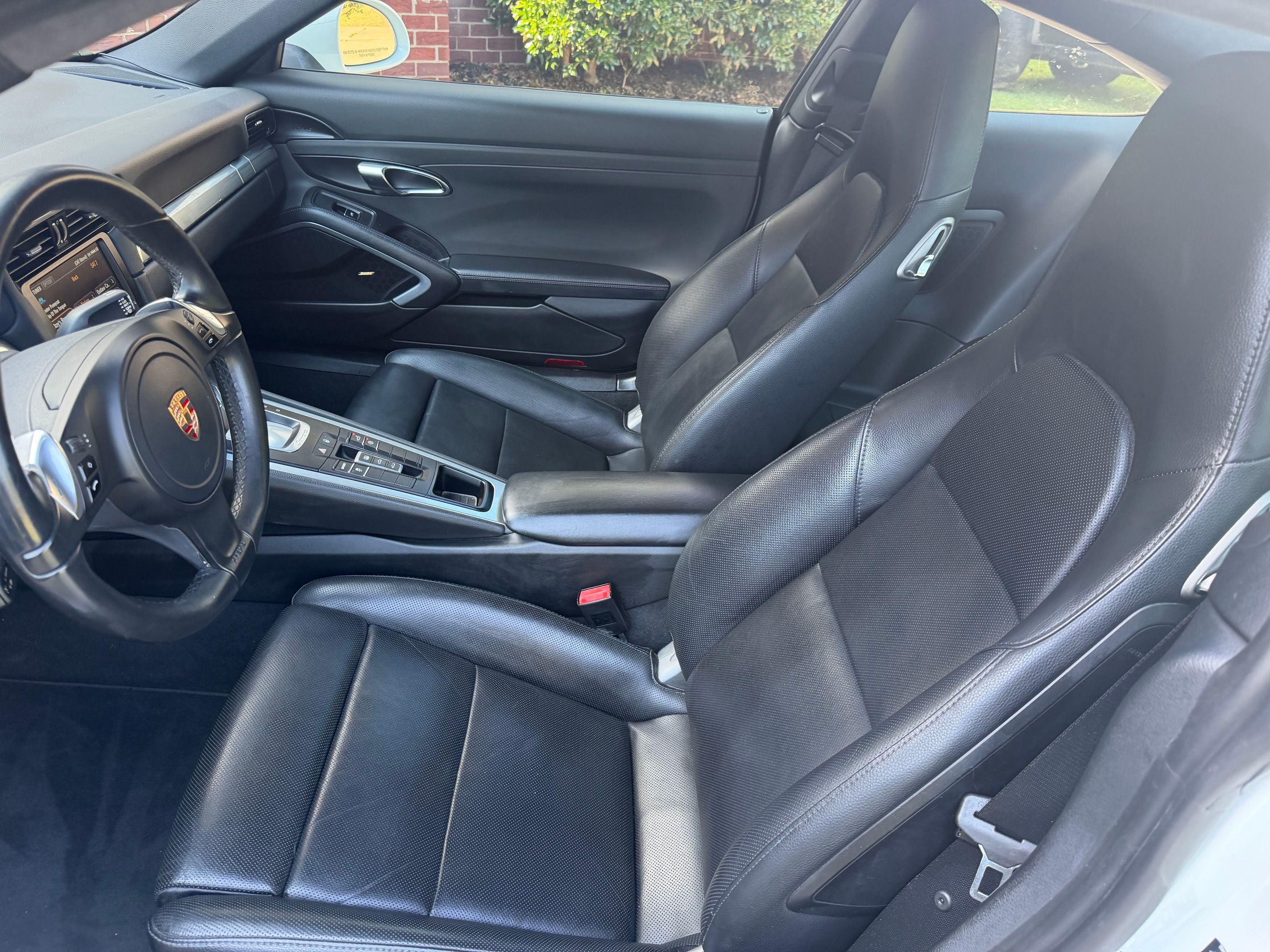 Used 2015 Porsche 911 Carrera image 18
